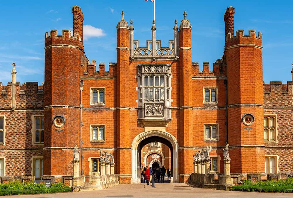 Royal Places to Visit in and Around London
