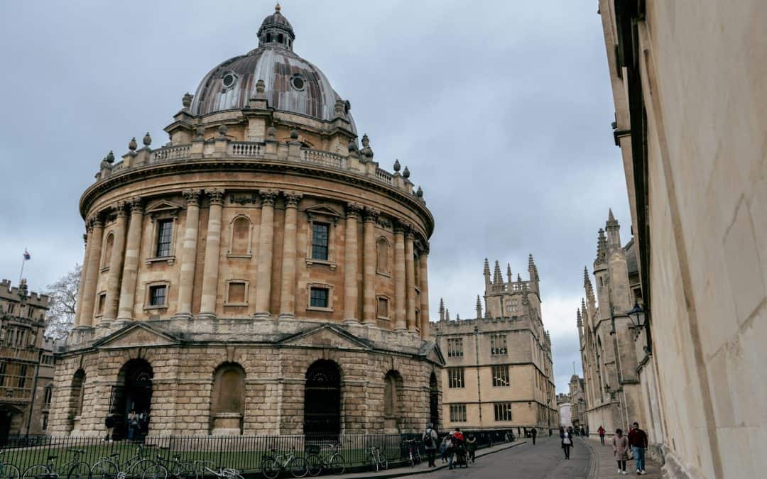 A Guide to Oxford – England