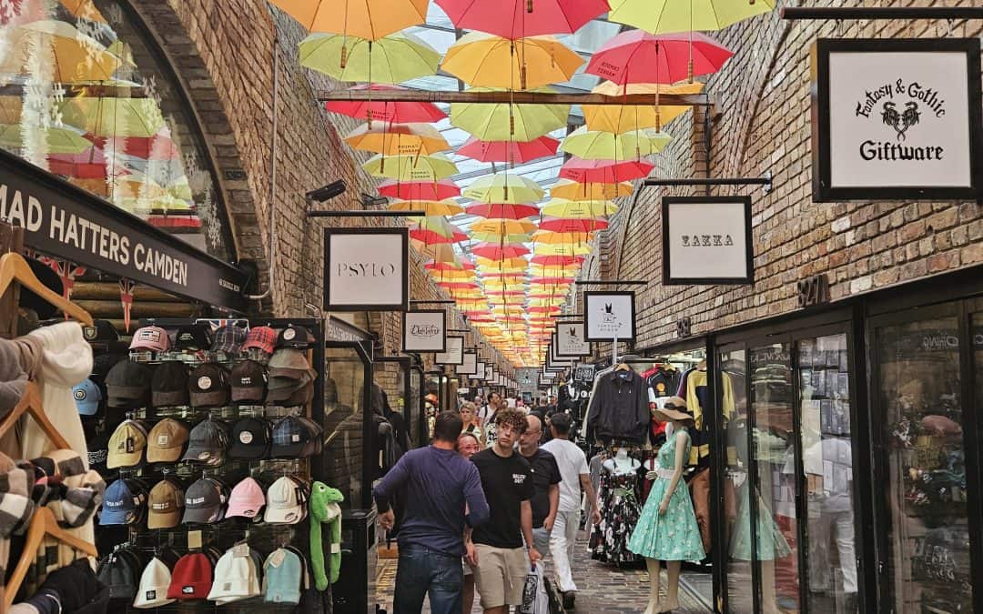 10 Slang Words You’ll Definitely Hear While in England