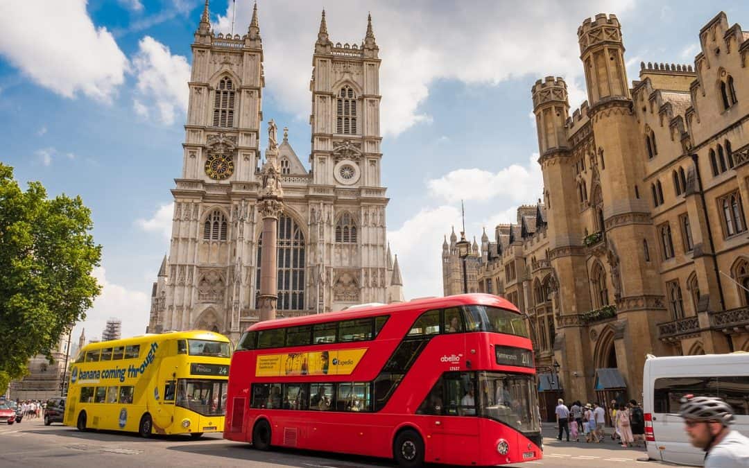 A First-Timer’s Guide to Traveling Around England by Bus and Train